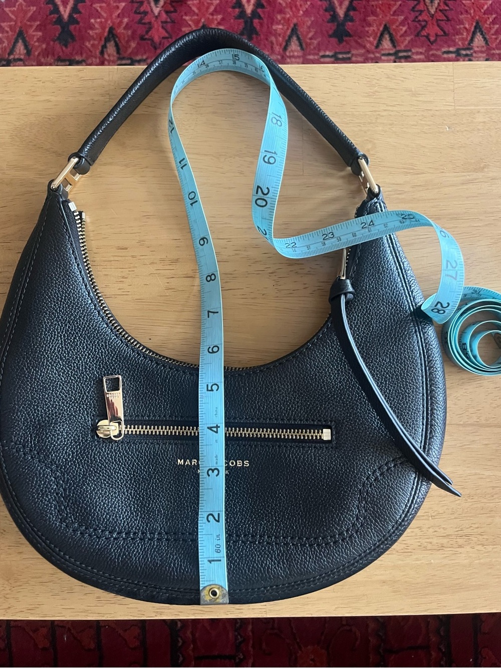 Marc Jacobs Black Leather Crescent Shoulder Bag - Picture 6 of 7